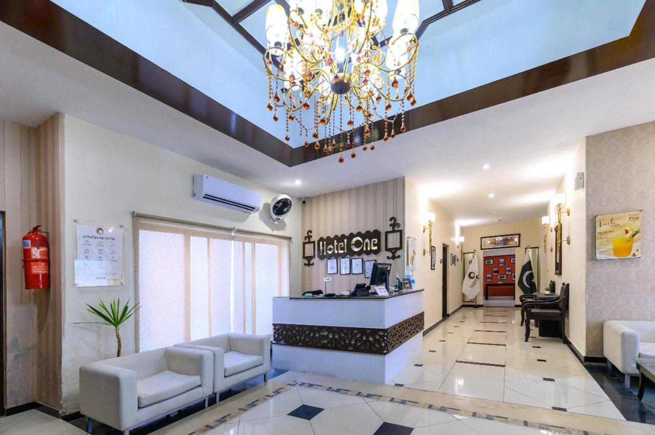 Hotel One Bahavalpur Dış mekan fotoğraf